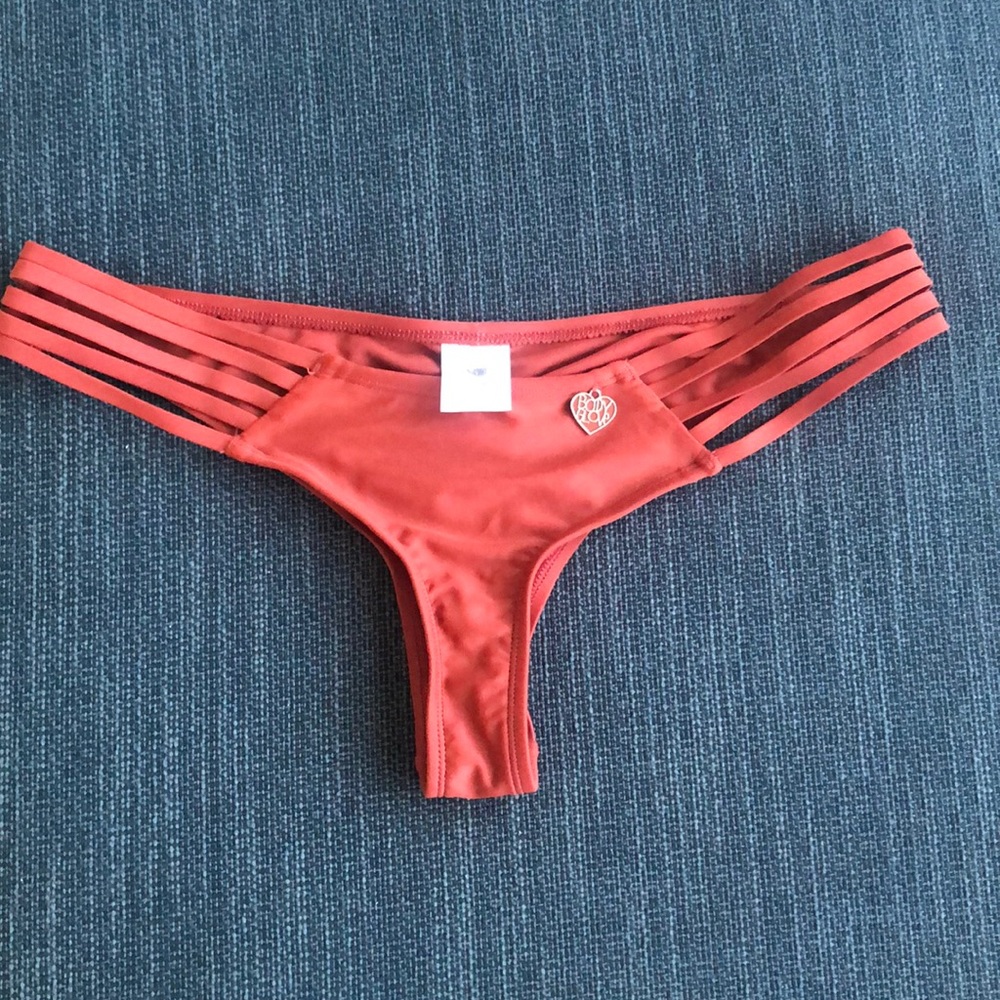 Body glove swimsuit bottom.